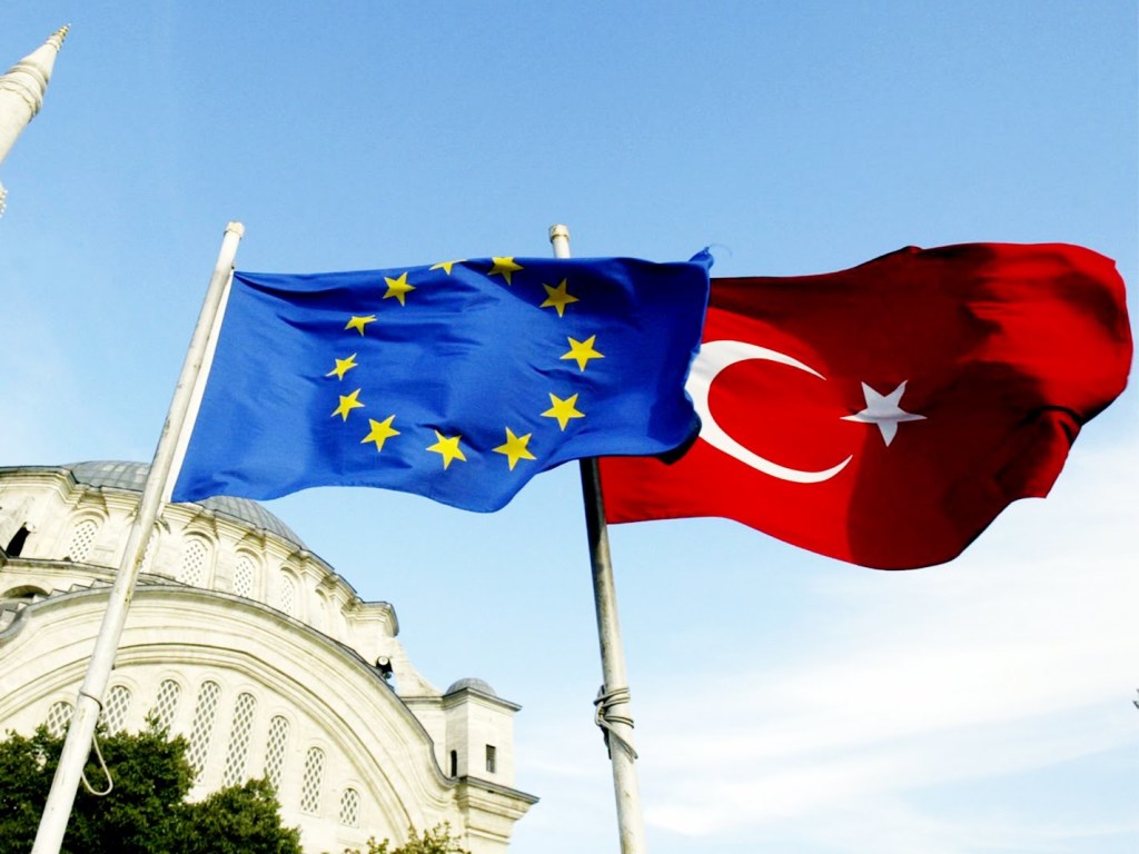 Эксперт оценил перспективу развития отношений между Турцией и Евросоюзом