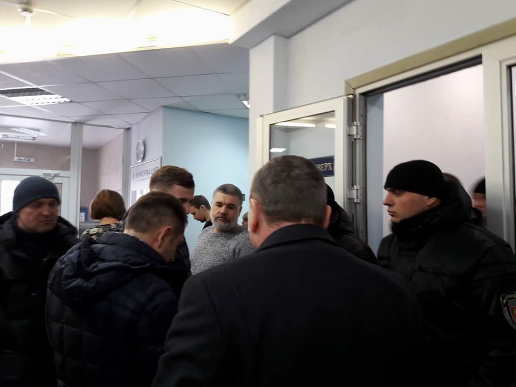 Активисты подрались с охраной «Харьковводоканала» (ФОТО)