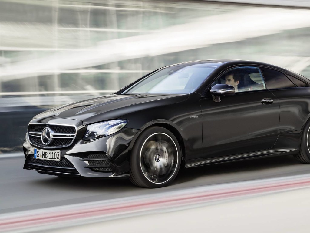 Mercedes отзовет 20 тысяч автомобилей