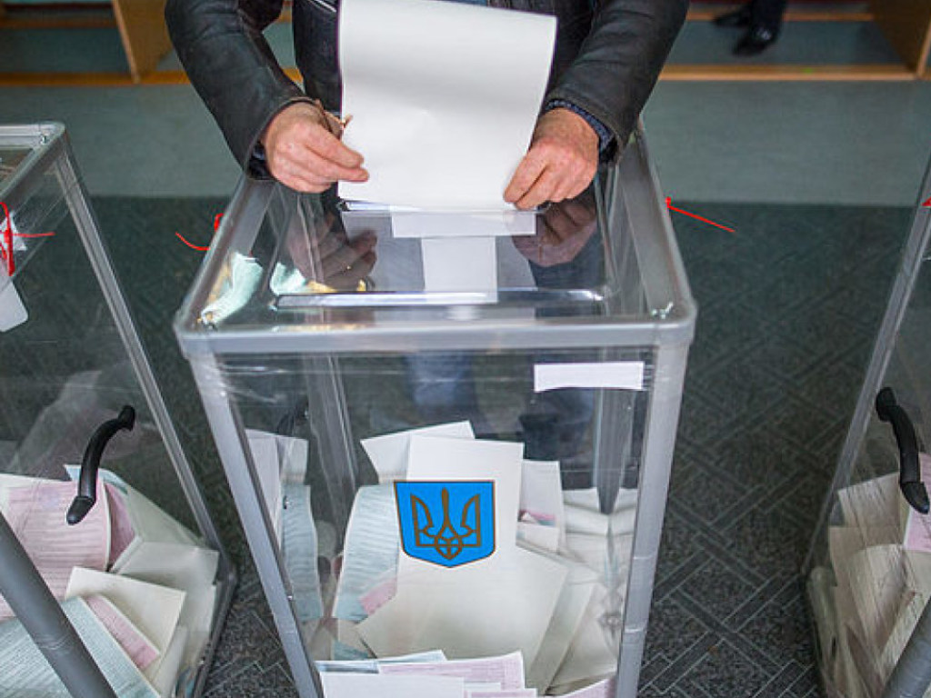 Досрочных выборов в Украине не будет – политолог