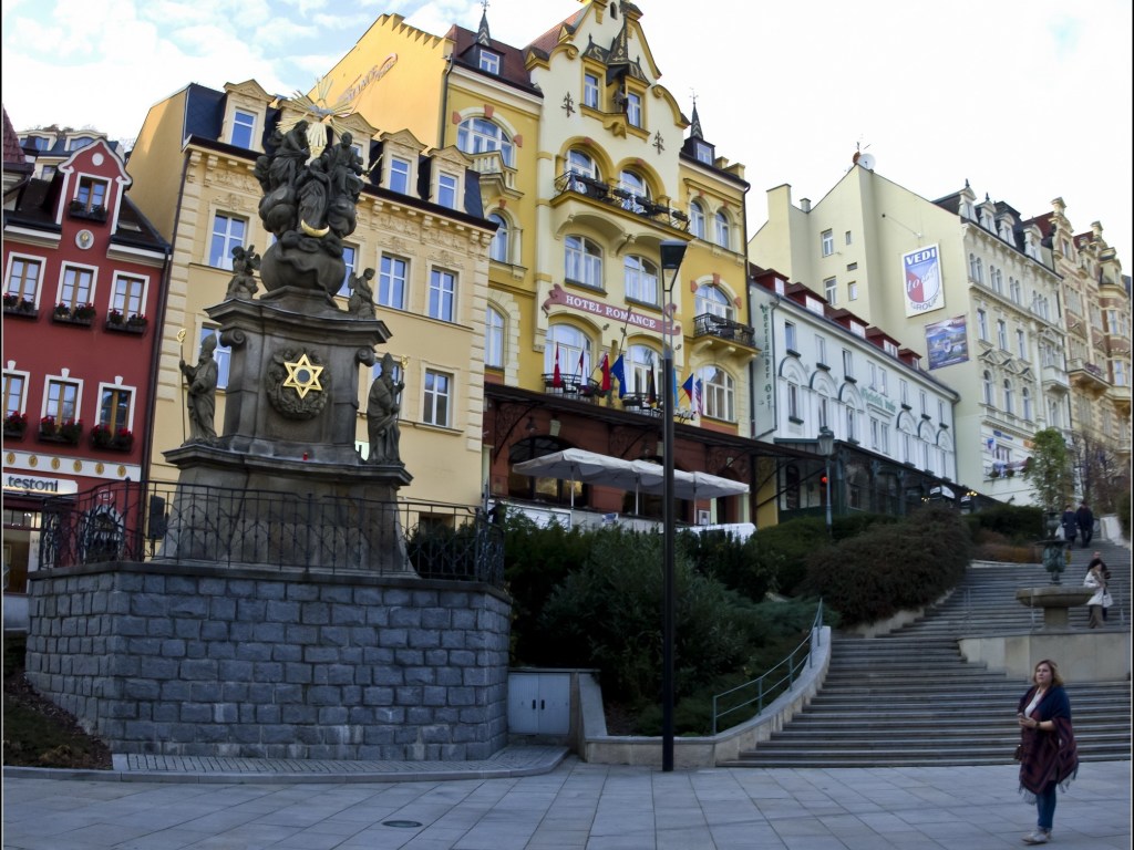В посольства Чехии и Нидерландов в России прислали конверты с подозрительным порошком
