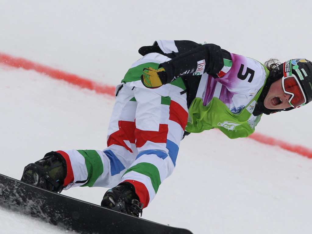 На соревнованиях по сноуборд-кроссу в в Пхёнчхане победила итальянка Мойоли