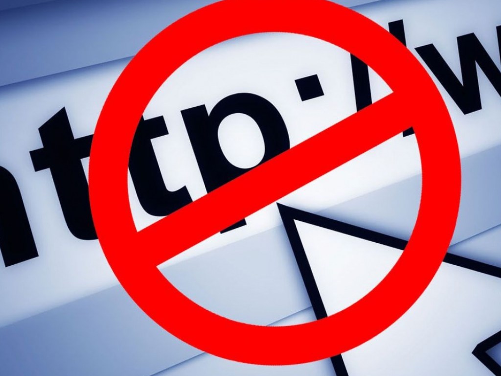 Три запрещенных сайта попали в рейтинг самых популярных в Украине