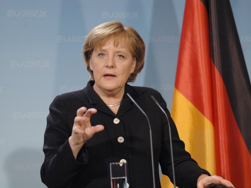 В партии Меркель раскритиковали предложение главы МИД ФРГ ослабить санкции против РФ