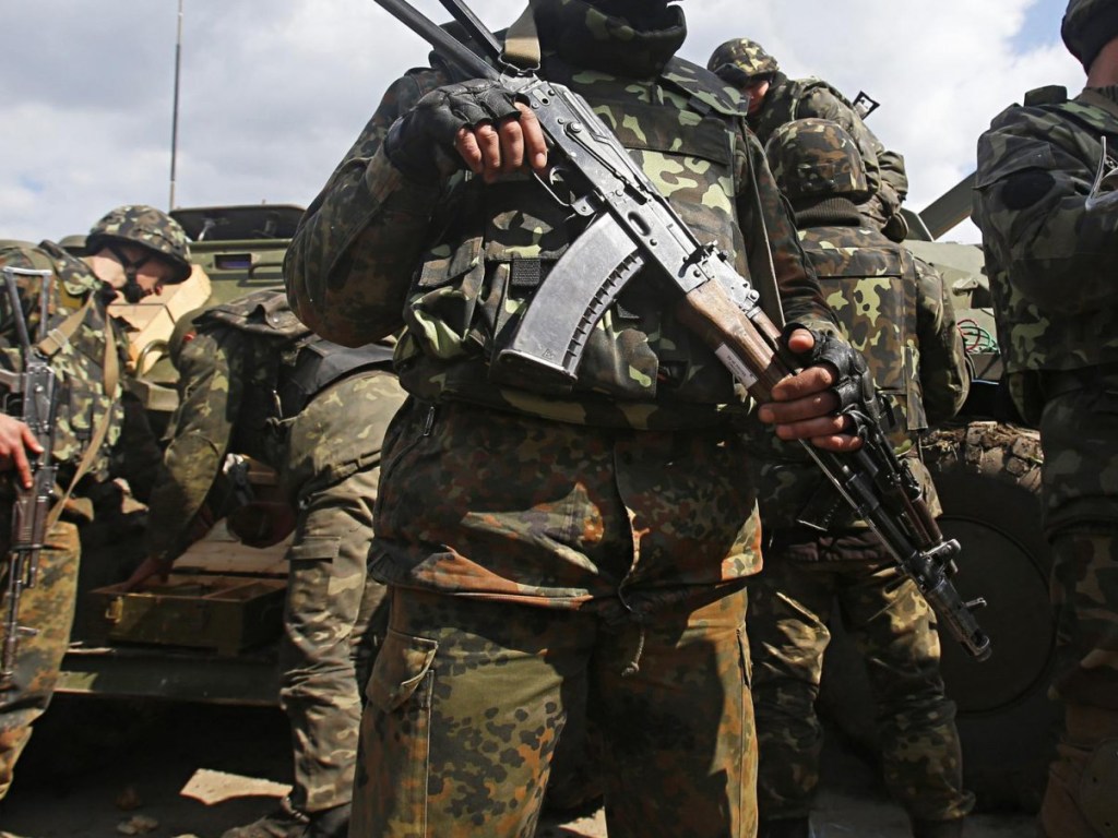 С начала суток позиции ВСУ обстреляли 9 раз, один украинский военный погиб – штаб