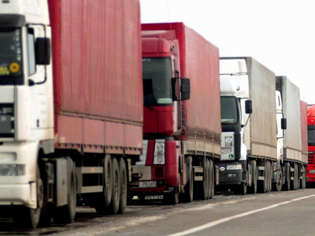 Проблемы с выездом грузовиков в РФ начались еще на 2 участках границы &#8212; ГПСУ