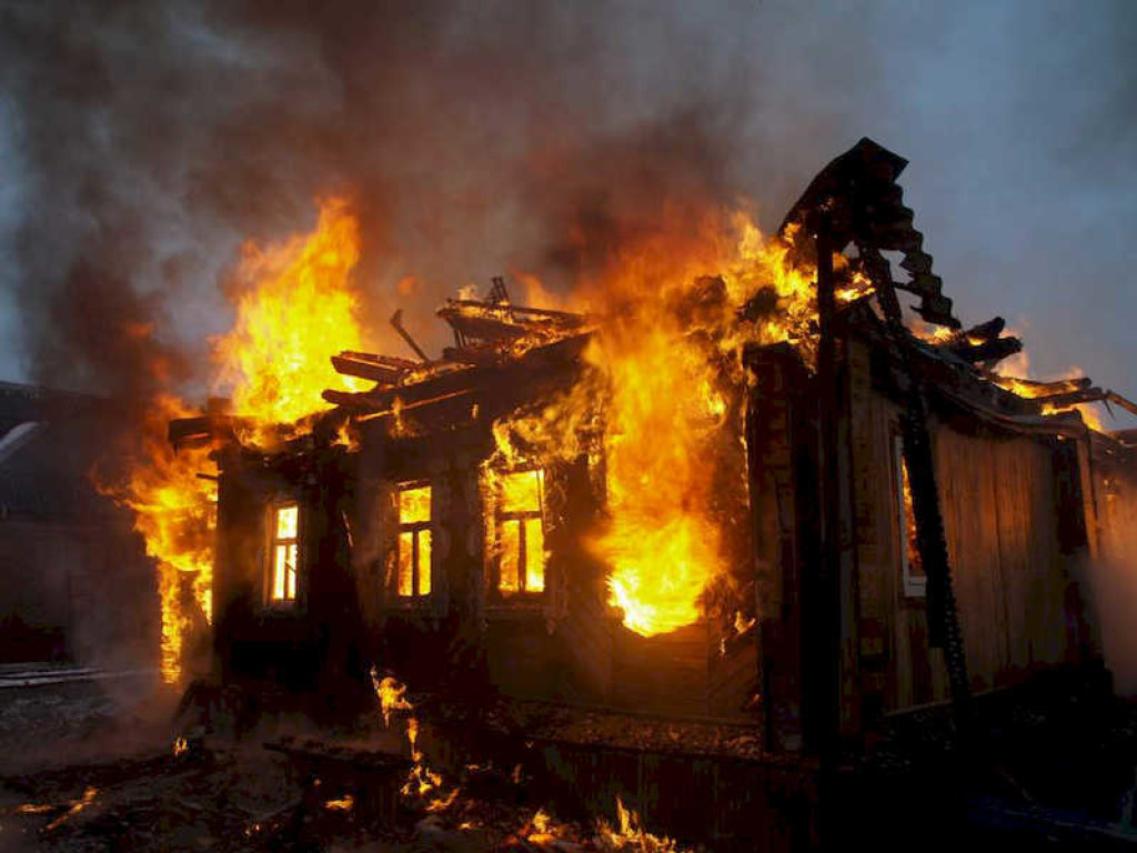 За сутки в Украине при пожарах погибли 4 человека