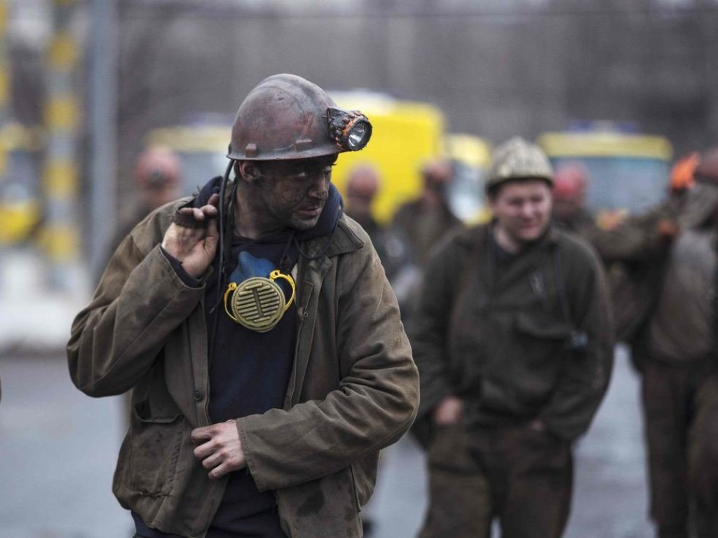 Задолженность по зарплате шахтерам на сегодняшний день составляет 498 миллионов гривен – глава профсоюза