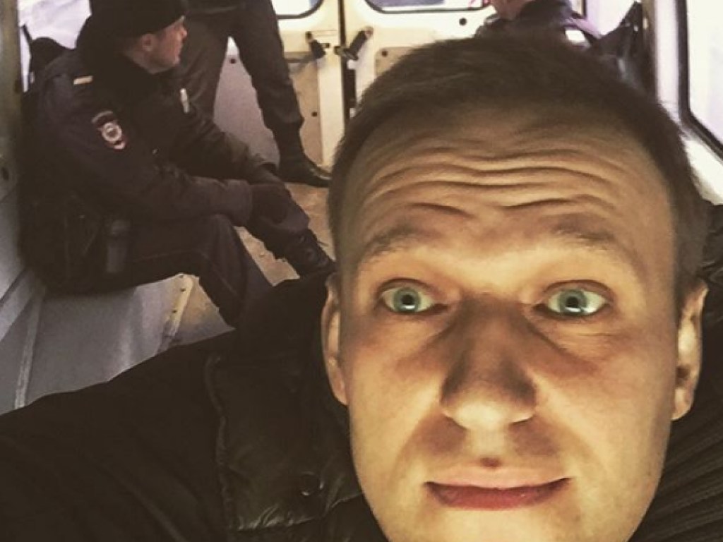 В Москве задержали Алексея Навального по пути из стоматологии (ФОТО)