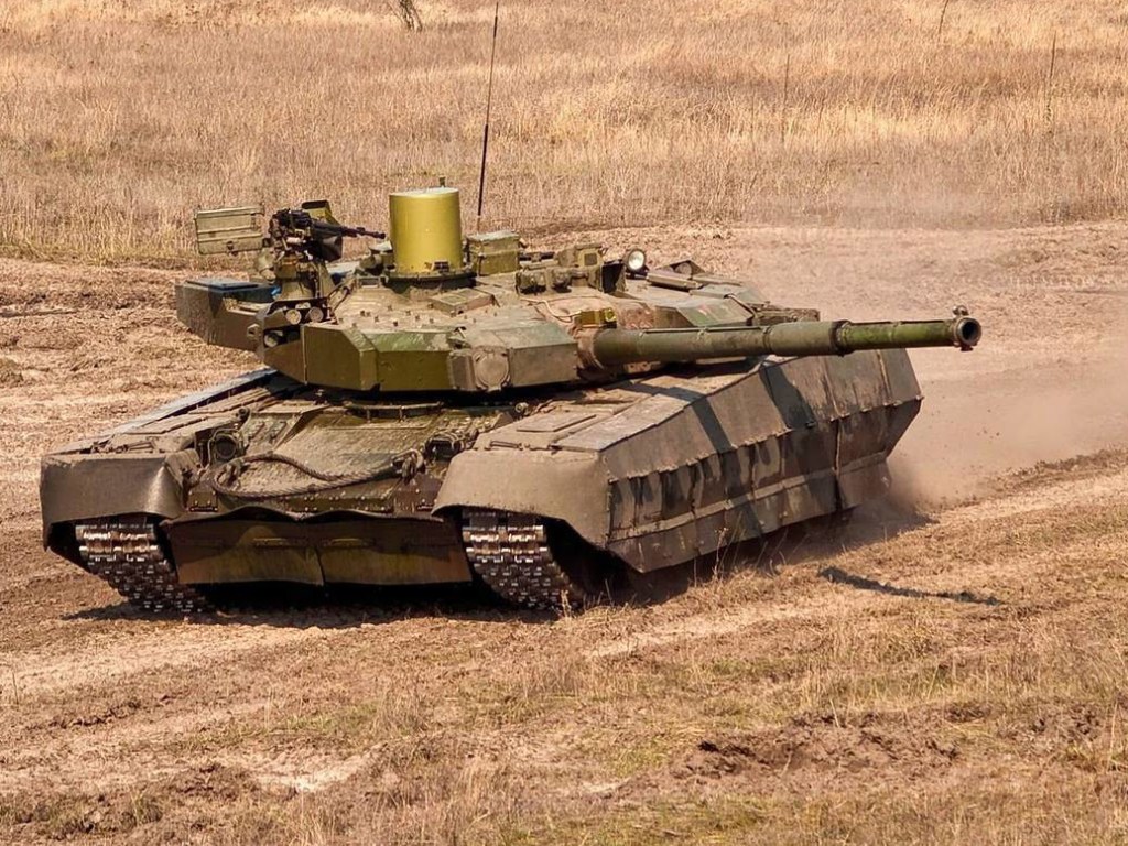 Вооружение ВСУ современными танками задерживается на год – Муженко