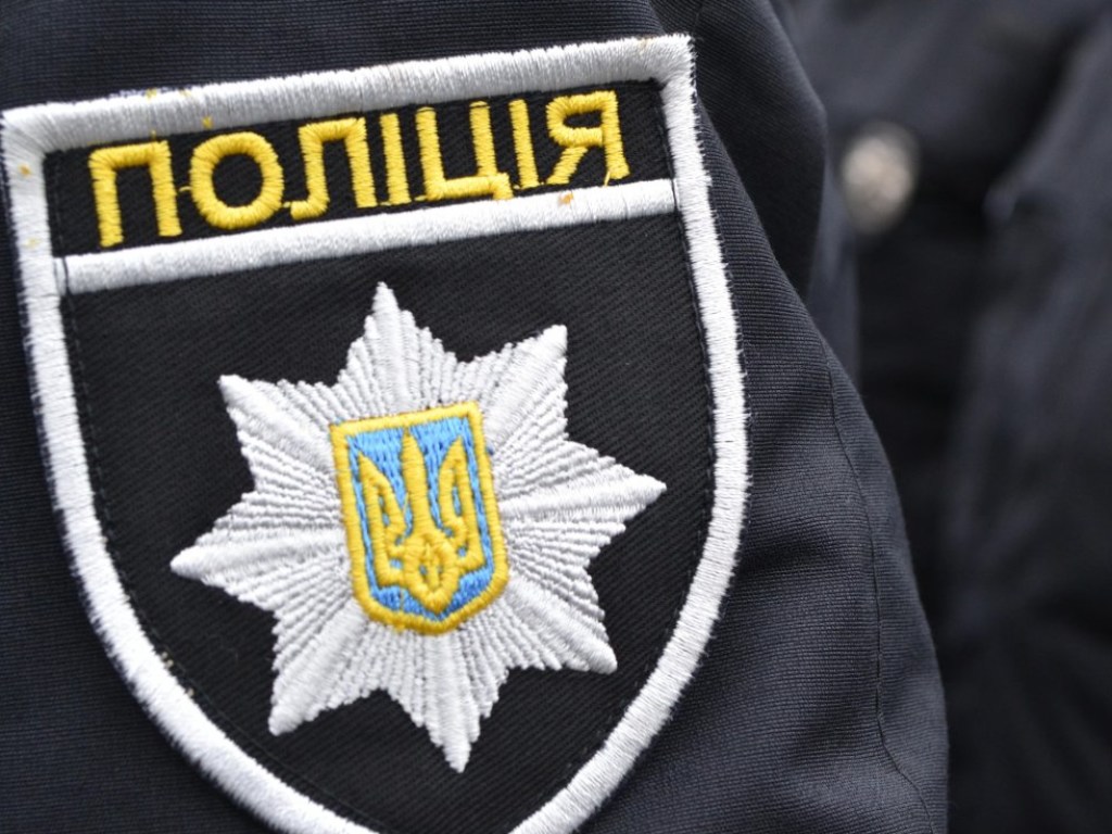 Болельщики «Карпат» подрались в Одессе с полицейскими,  двум патрульным понадобилась помощь врачей