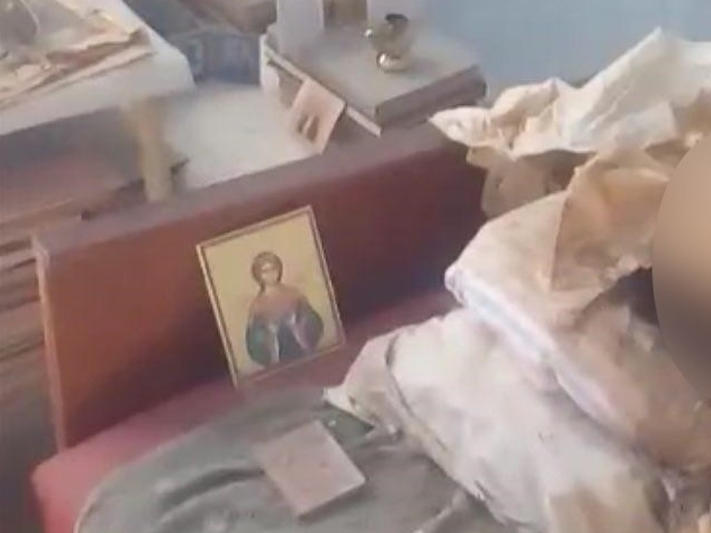 Полицейские обнаружили в квартире Николаева труп женщины, которая умерла 30 лет назад (ФОТО, ВИДЕО)