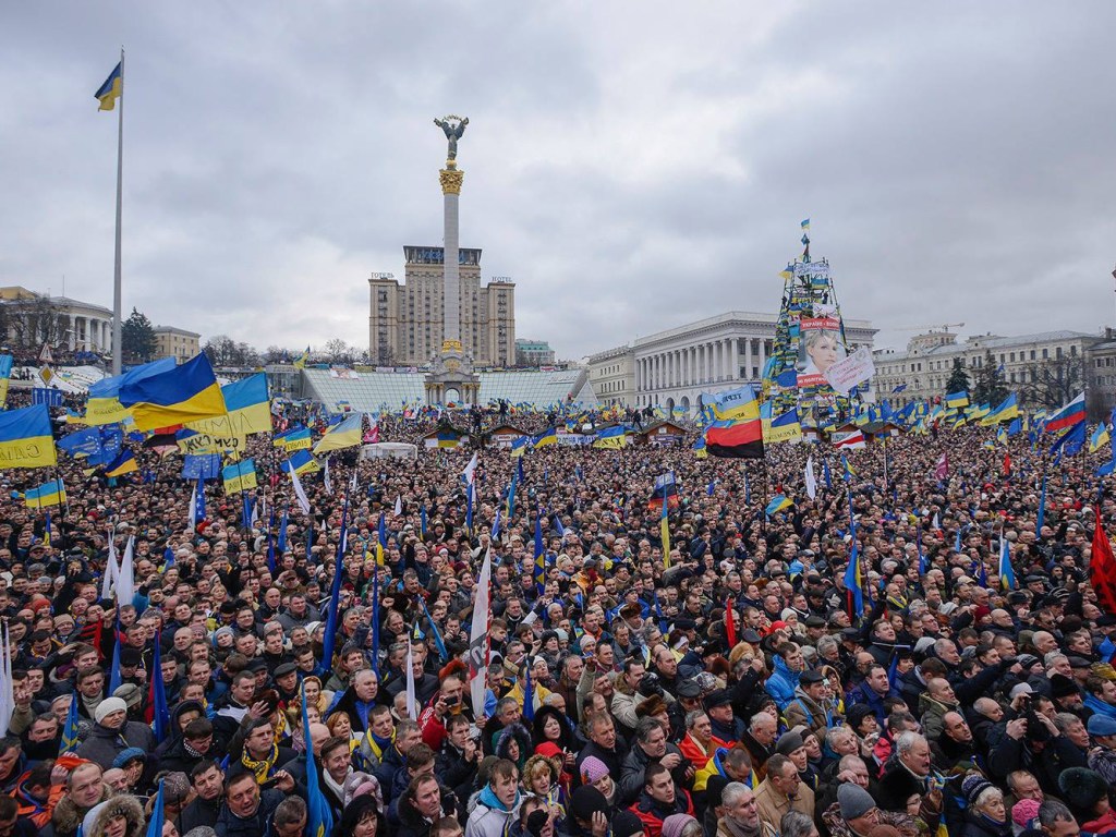 Запад поддержит идею досрочных выборов в Раду, если в Украине начнется Майдан &#8212; политолог