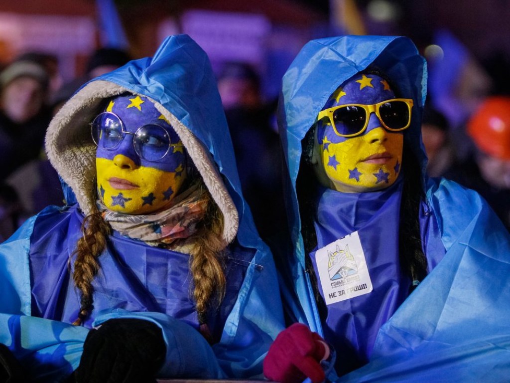 Политолог: Утвержденная «дорожная карта» выполнения СА  – имитация вступления Украины в ЕС