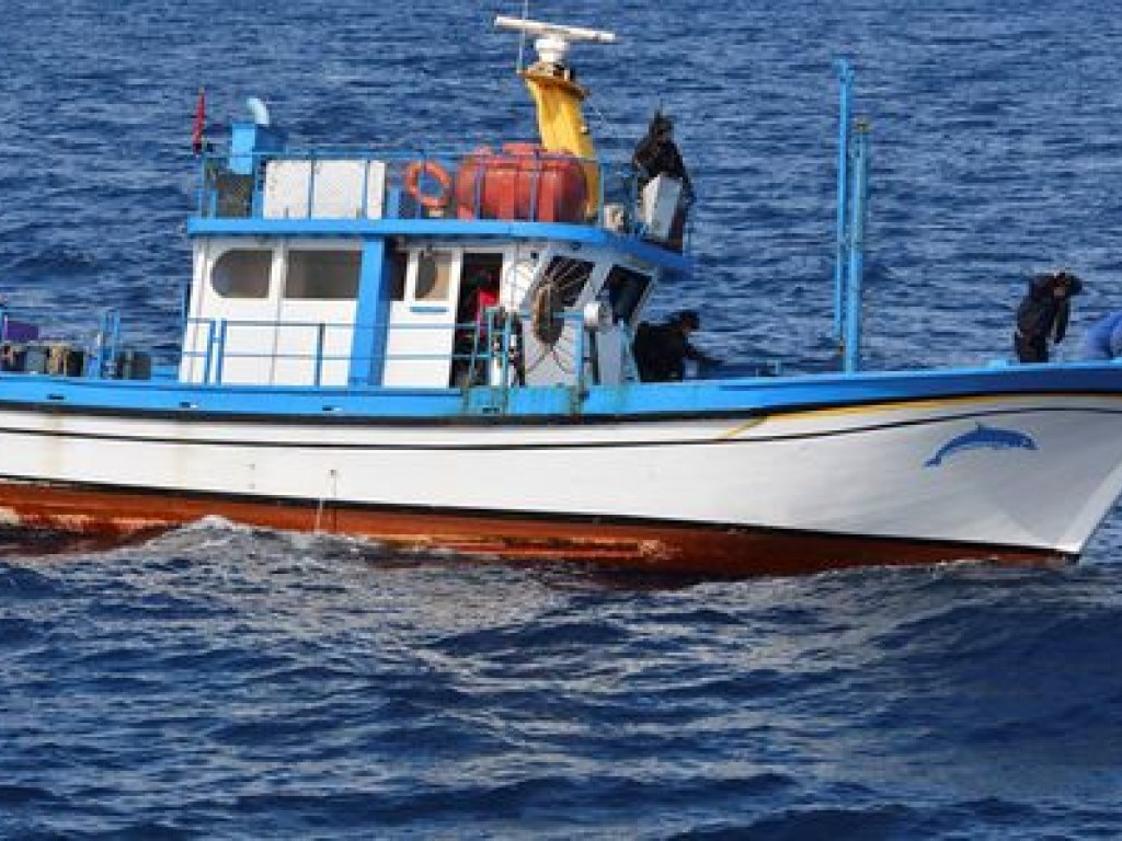 В Греции береговая охрана задержала судно возле Крита с тонной конопли на борту