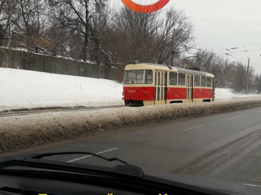 В Соломенском районе Киева произошло возгорание в трамвае (ФОТО)