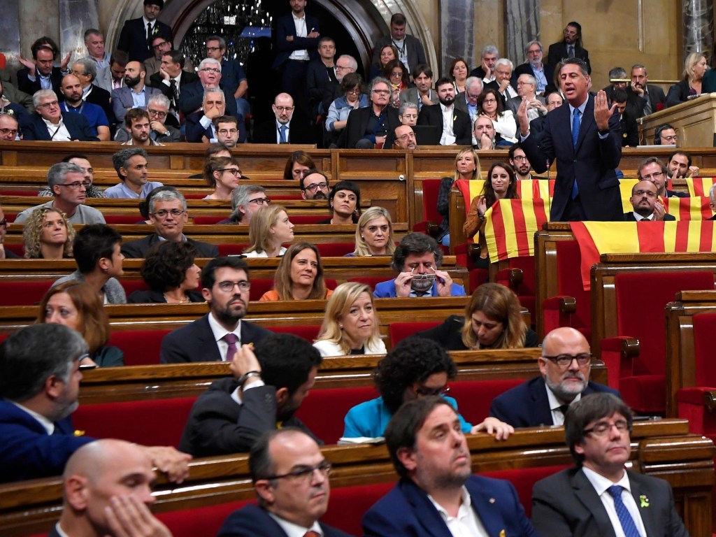 Парламент Каталонии отложил голосование за нового лидера автономии
