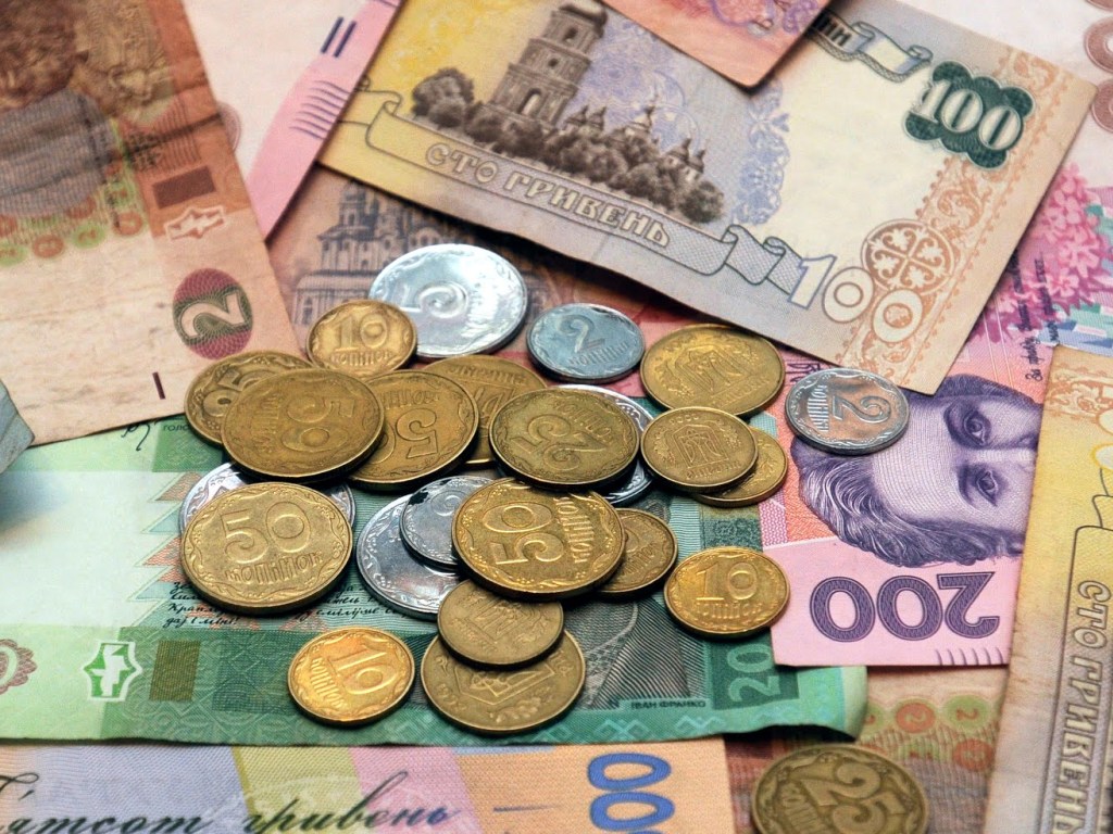 Банкноты номиналом до 10 гривен заменят монетами &#8212; НБУ