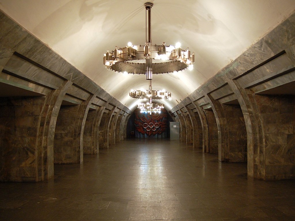 В Киеве ограничат работу трех станций метро