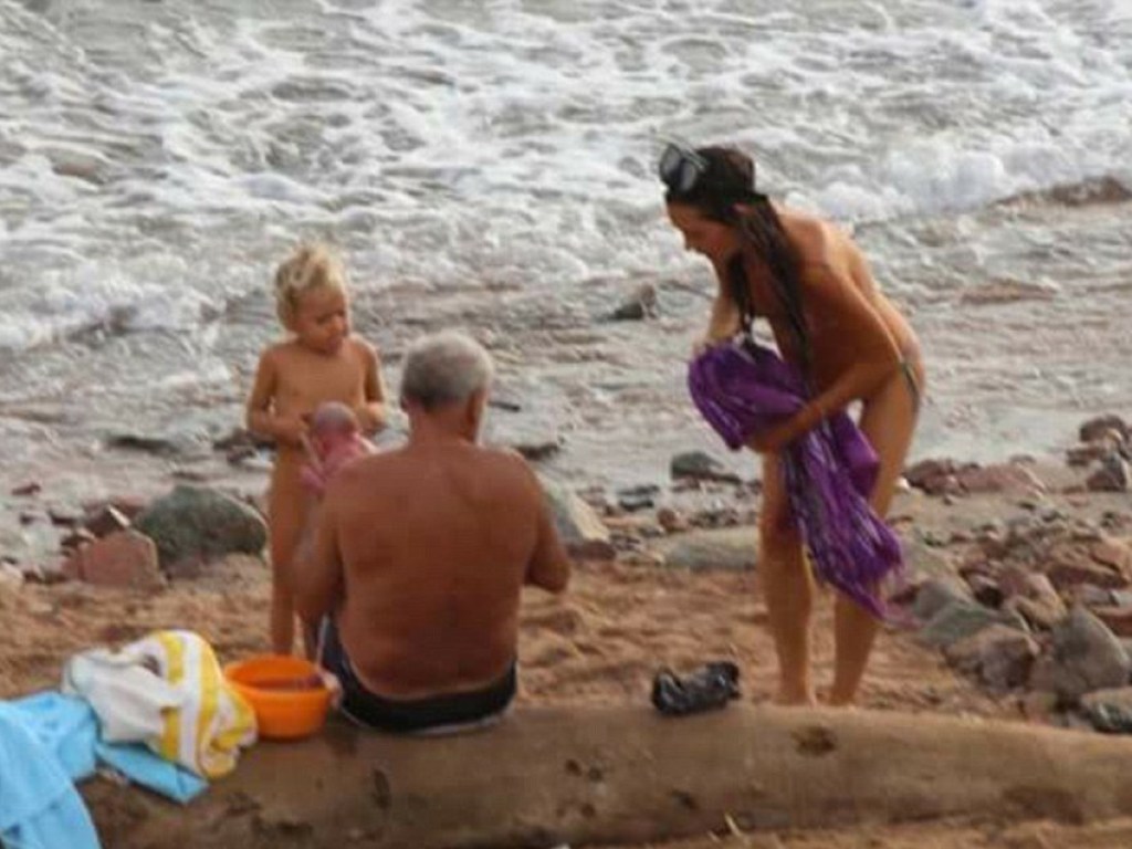 Российская туристка родила на пляже в Египте (ФОТО)