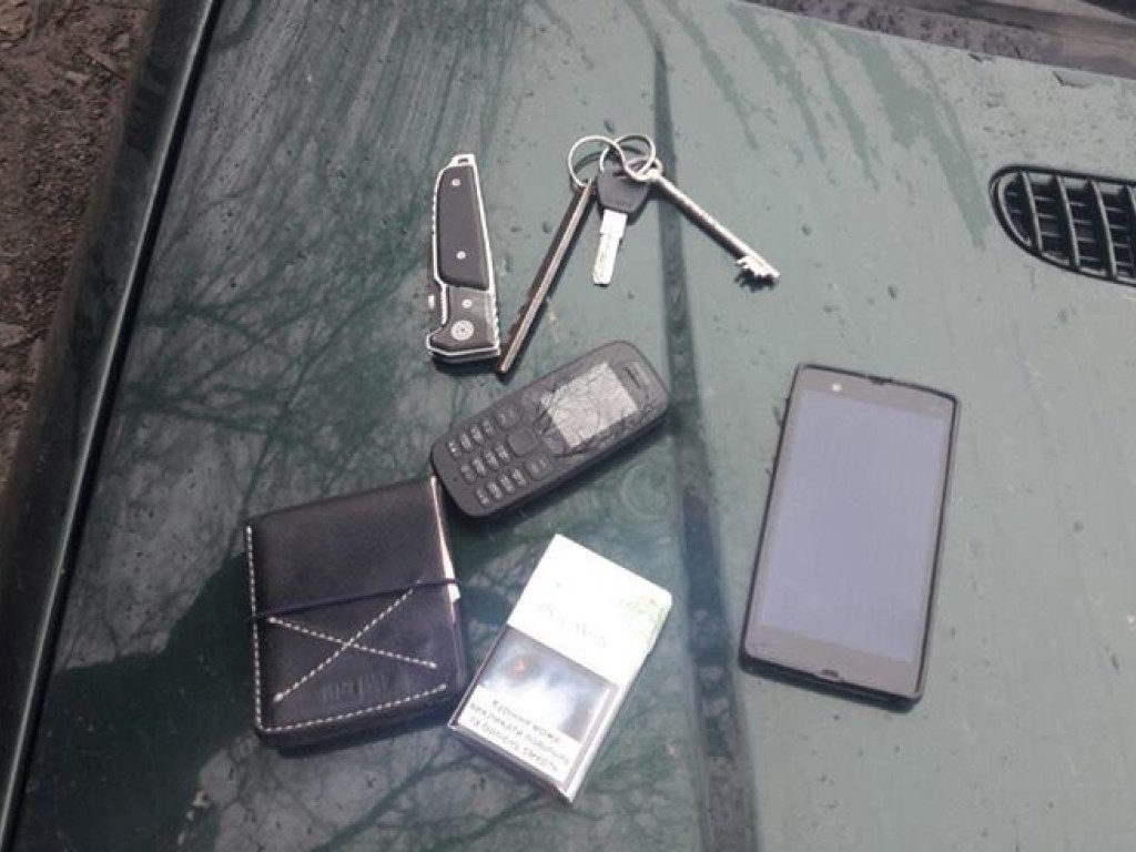 На Закарпатье задержали несколько машин с битами и ножами  (ФОТО)
