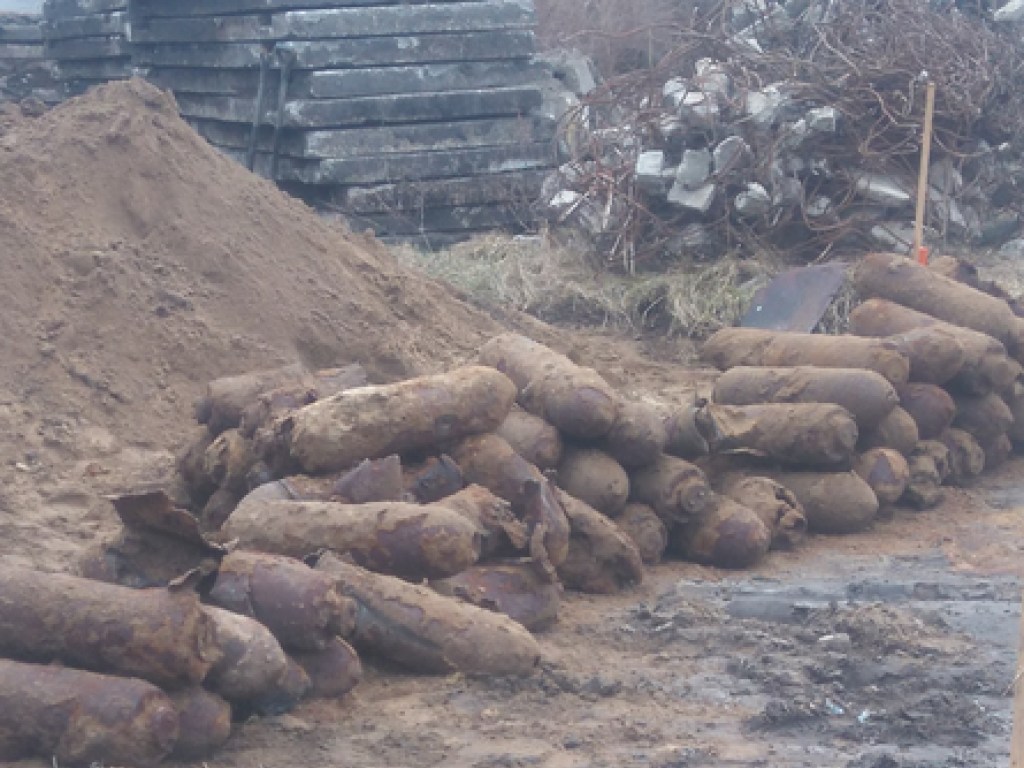 На польской военной базе нашли более ста бомб времен Второй мировой (ФОТО)