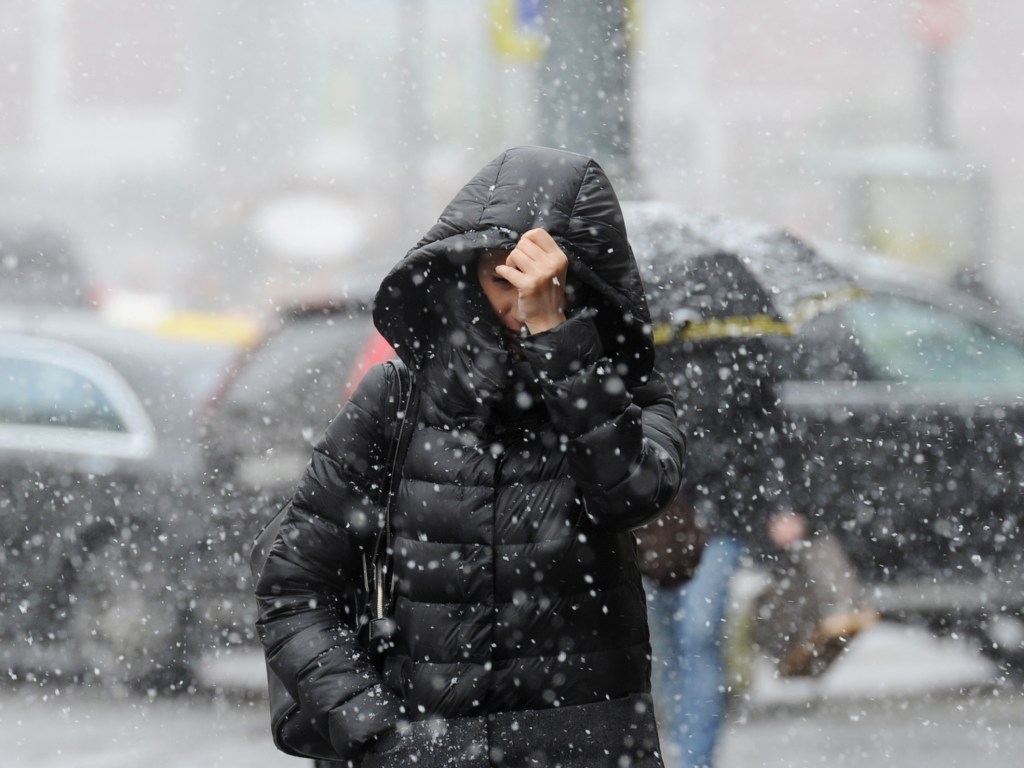 Из-за снегопадов в Киеве могут объявить выходной в школах и детских садах