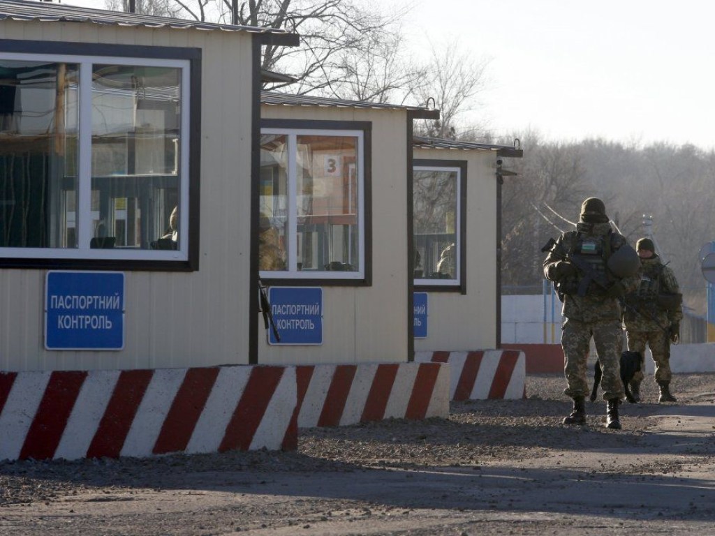 За сутки КПВВ на Донбассе пересекли более 24 тысяч человек