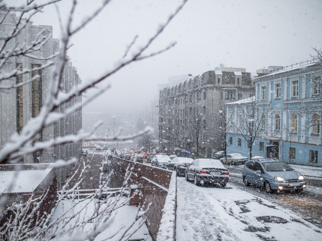 В Киеве в ближайшие дни ожидаются снег, гололедица и морозы до -12