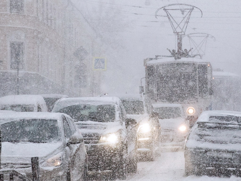 Украинцев предупреждают о непогоде: ожидаются снежные метели