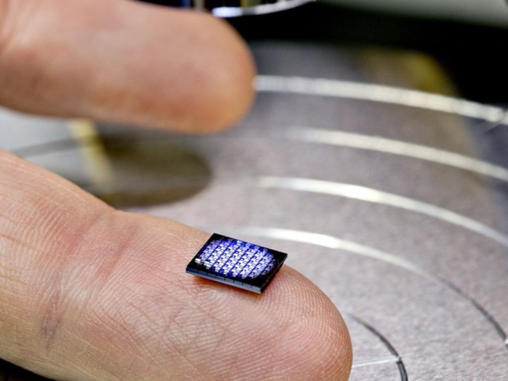 Создан «самый маленький в мире» компьютер (ФОТО)