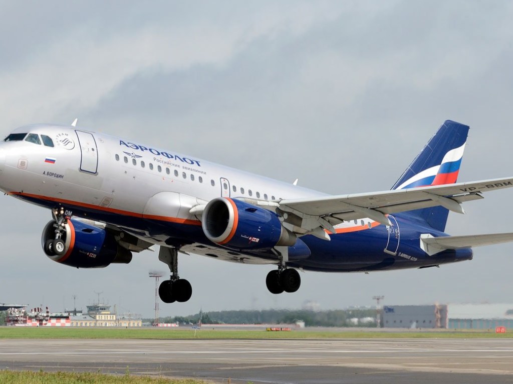 Украина может заочно привлечь к ответственности авиакомпании РФ за полеты в Крым