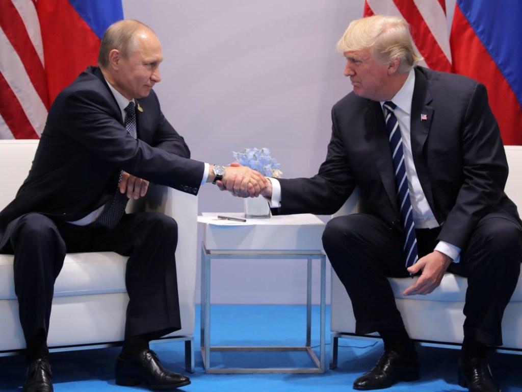 После встречи Трампа и Путина со стороны США может начаться давление  на Порошенко – политолог