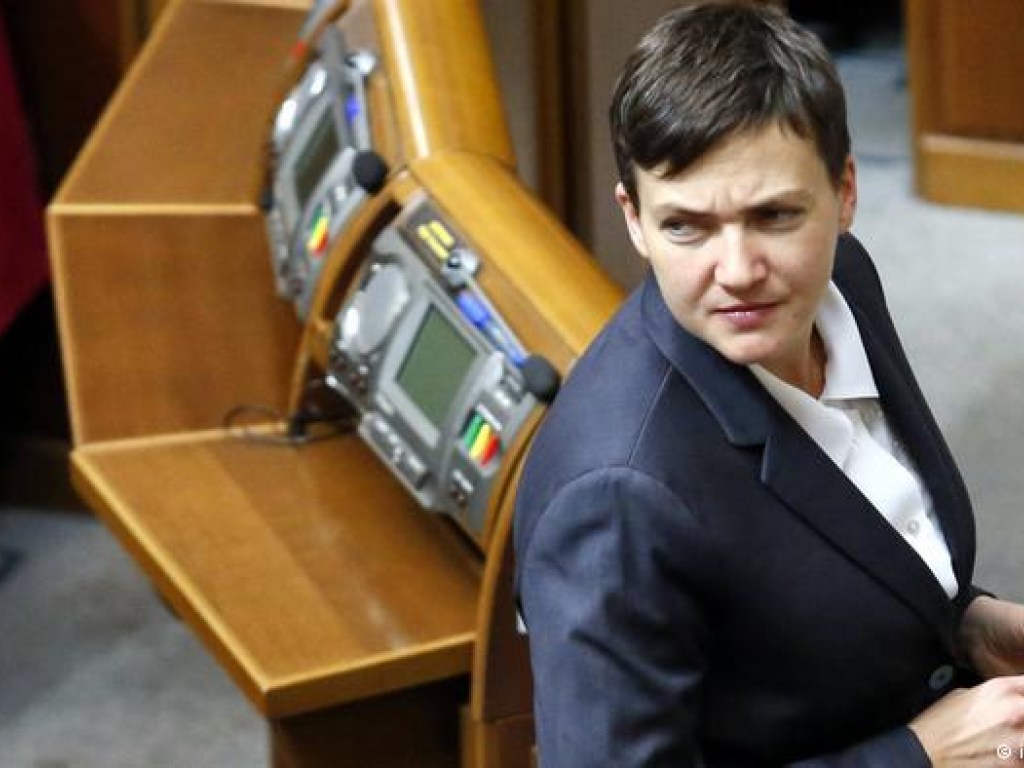 Эксперт рассказал, как Савченко проникла в Раду с оружием