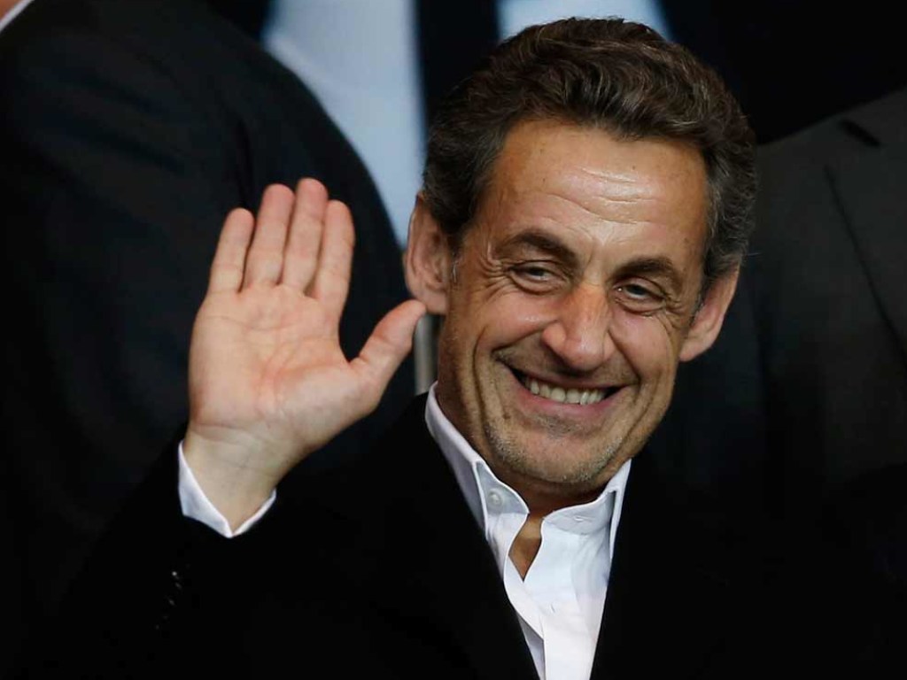 Саркози допросили и освободили из-под стражи