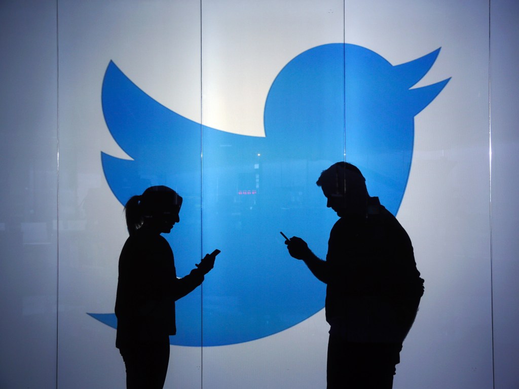 Выборы в США: директор по информбезопасности Twitter уходит из-за скандала
