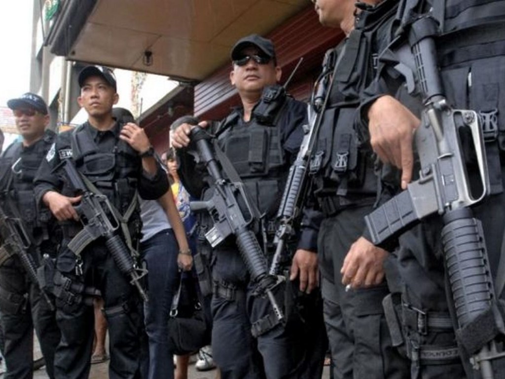 Во время полицейской облавы на Филиппинах было убито 13 наркоторговцев