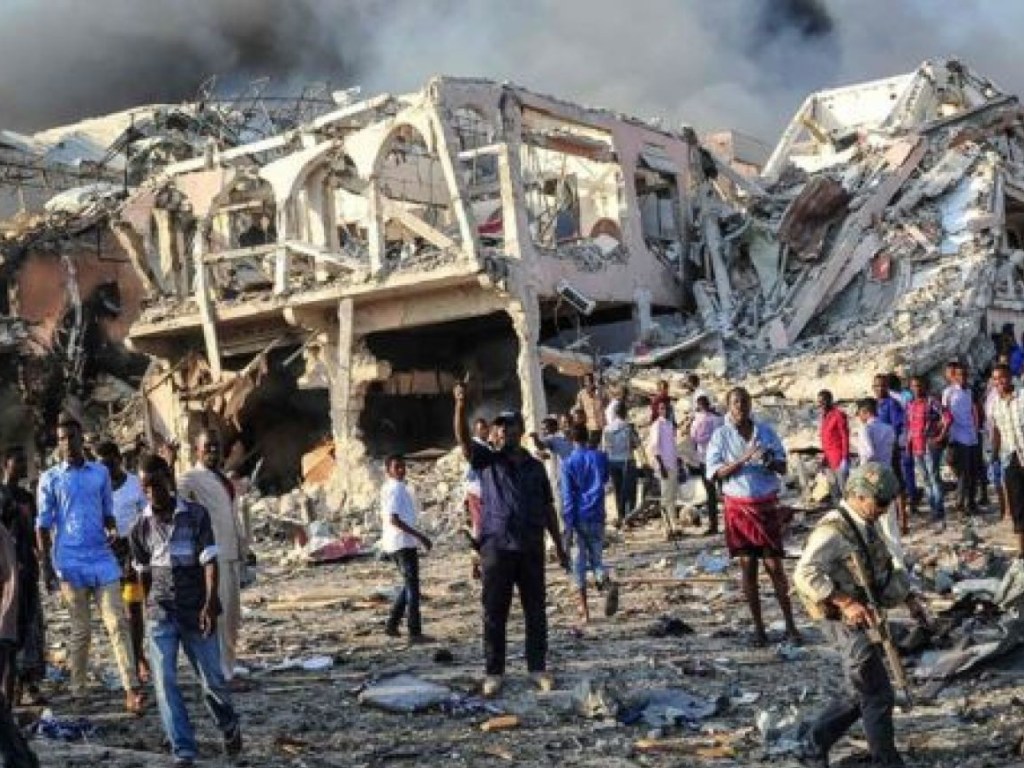 В столице Сомали в результате взрыва погибло не менее 14 человек