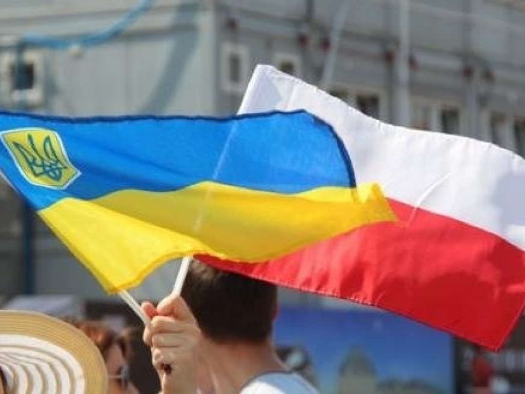 Героизация Украиной «преступников» отравляет украинско-польские отношения &#8212; МИД Польши