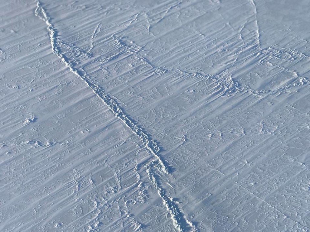 В NASA заявили о стремительном сокращении льдов Арктики (ВИДЕО)