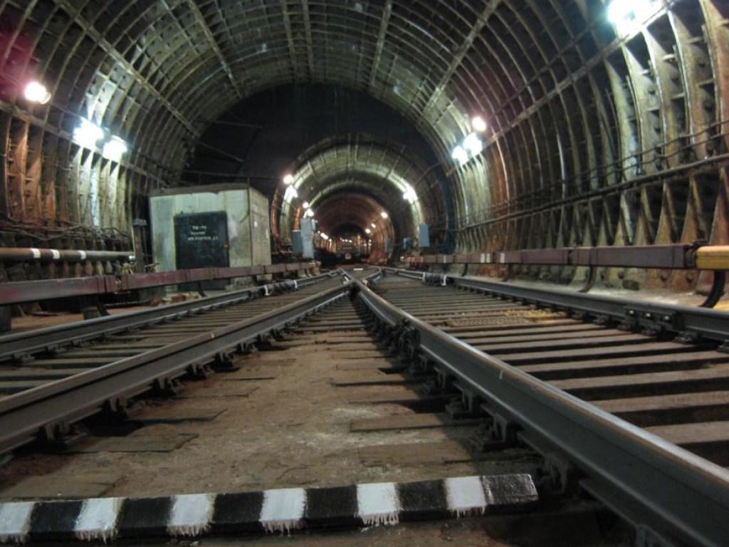 Строительство метро на Виноградарь в Киеве снова перенесли