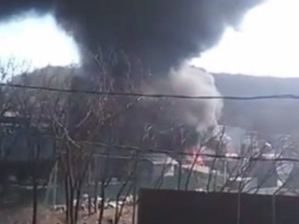 Появились данные о крупном пожаре во Владивостоке (ФОТО, ВИДЕО)