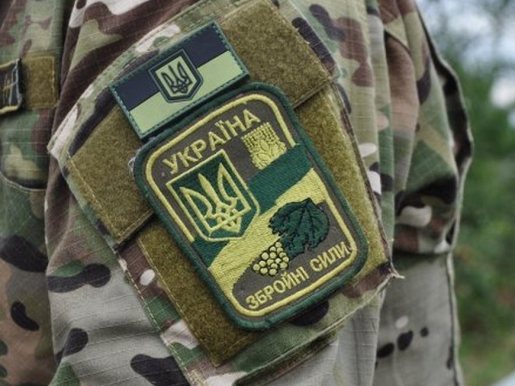 С начала суток позиции сил АТО на Донбассе обстреляли 14 раз – штаб