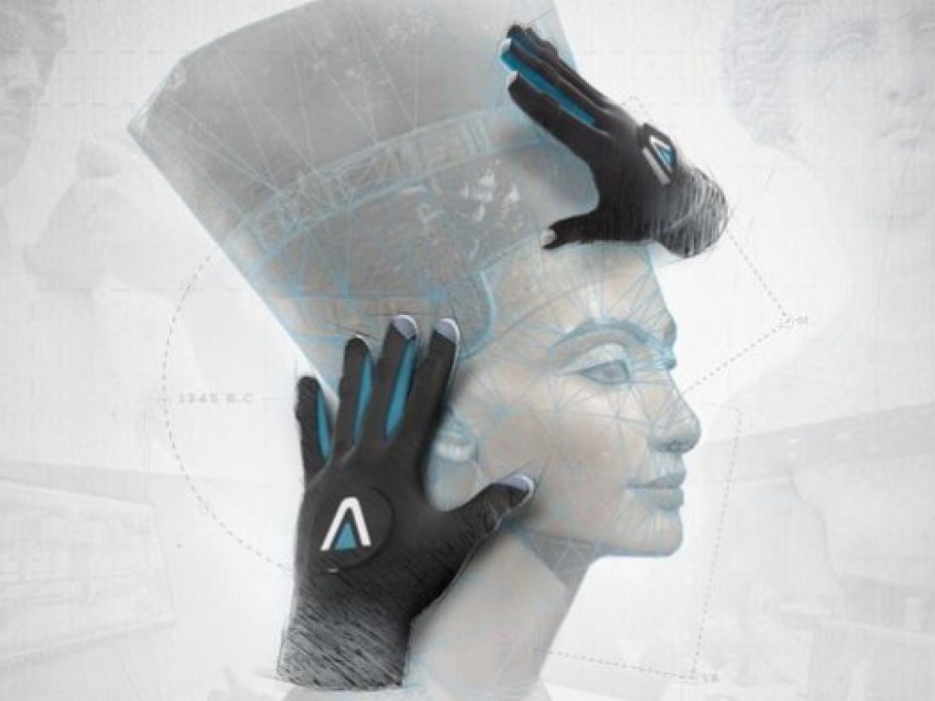 Изобретены перчатки для незрячих, позволяющие «пощупать» скульптуры (ВИДЕО)