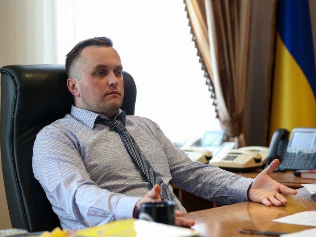После увольнения Холодницкого на его должность назначат лояльного к власти человека – депутат