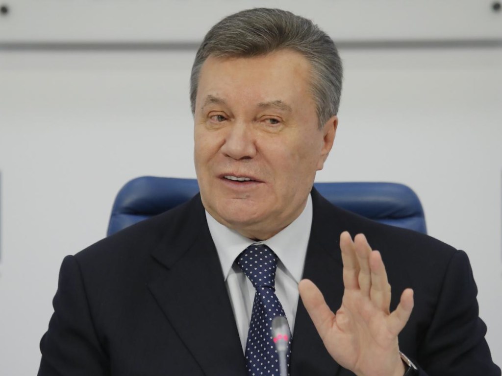 Защита Януковича требует от ГПУ отказаться от обвинений в госизмене