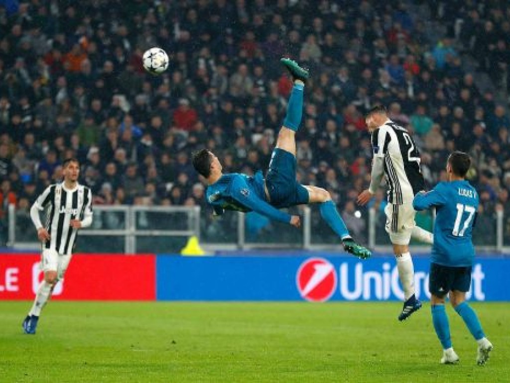 Роналду забил фантастический гол Ювентусу, стадион в Италии аплодировал стоя (ФОТО, ВИДЕО)