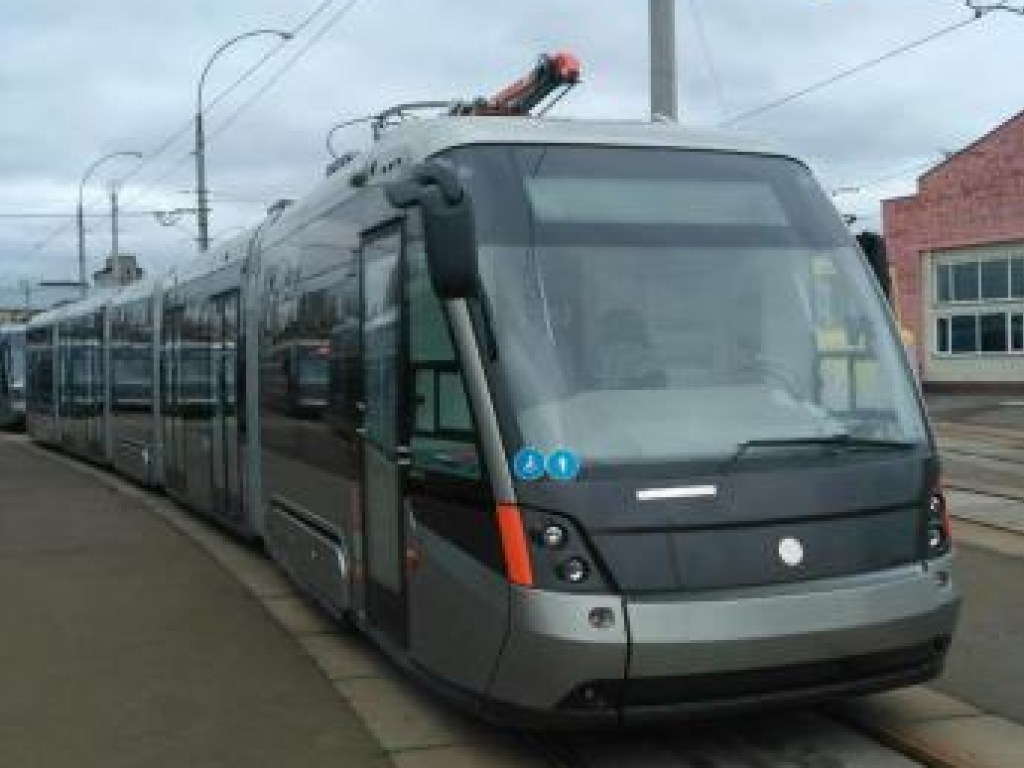 В Киеве на маршруты выведут новые трамваи с кондиционерами (ФОТО)