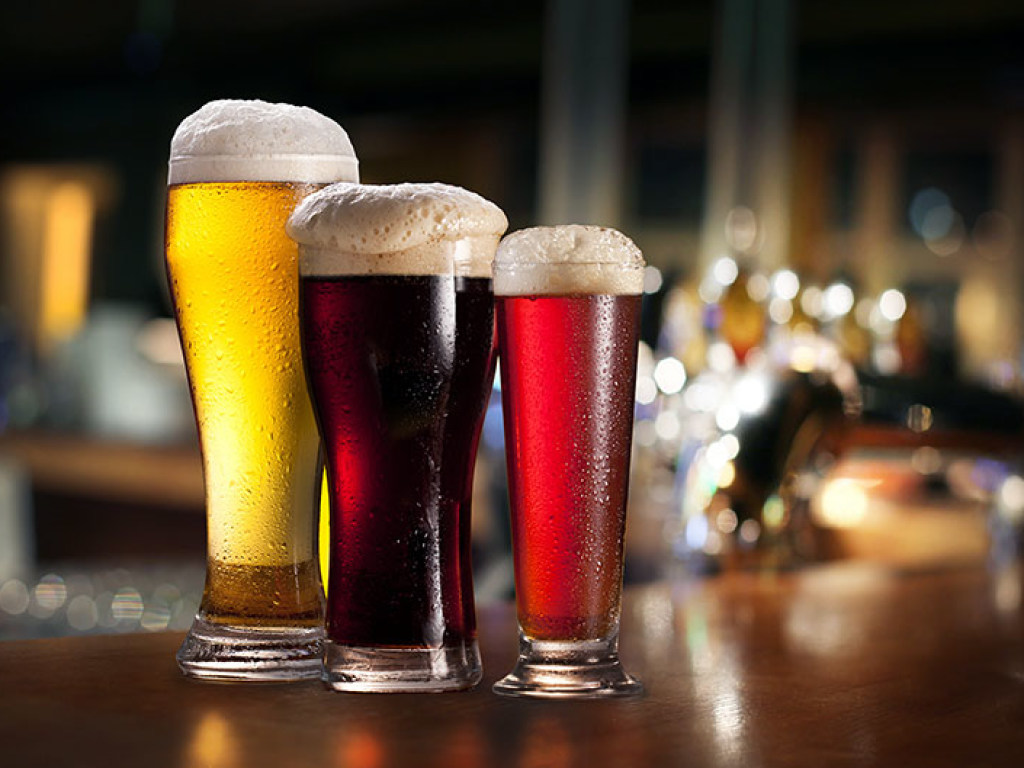 Украинцы выпивают за год в три раза меньше пива, чем чехи