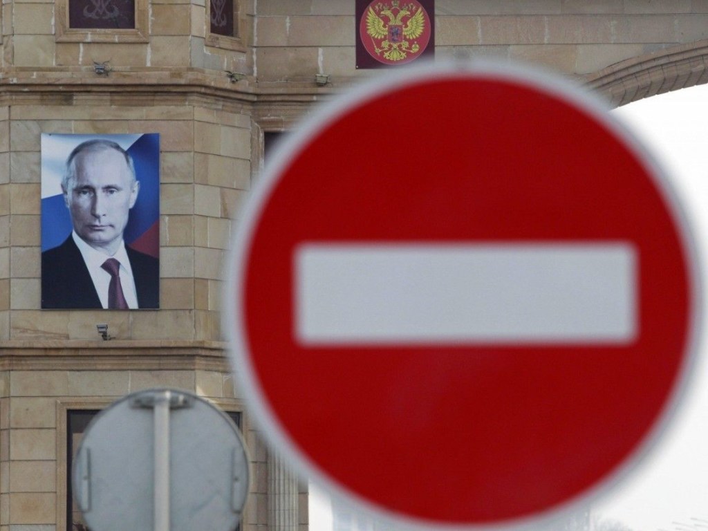 Санкции США против РФ ударят и по Украине &#8212; политолог